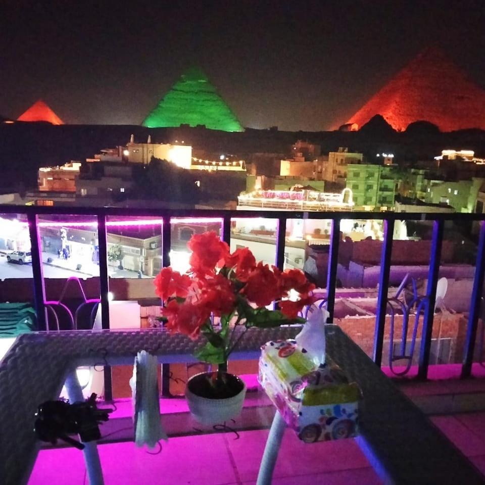 Golden Pyramids view Inn Kafret el-Gabal Exteriör bild